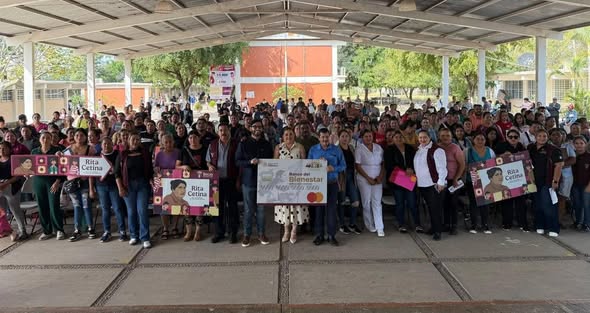 Reciben 307 Estudiantes de la Secundaria Dr. Eligio Díaz V.”Beca del Bienestar”