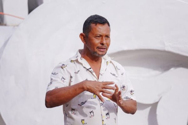 *José Guzmán regresa al Carnaval de Mazatlán con la majestuosidad de una Paloma que batirá sus alas en los desfiles ”*