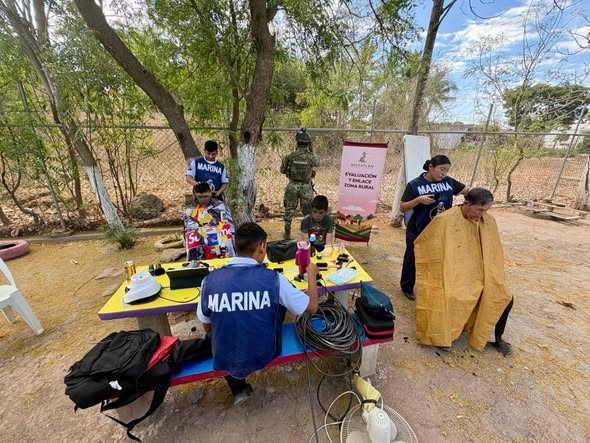 *Gobierno de Mazatlán y Secretaría de Marina acercan servicios y atención médica a El Habalito del Tubo*