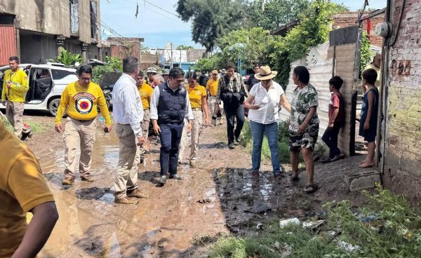 *Instruye Gobernadora Yeraldine Bonilla, atender a afectados por lluvias en Mazatlán*