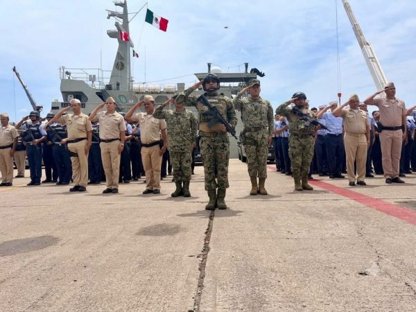*La Secretaría de Marina despliega Operación Sable para salvaguardar a la población en Mazatlán, Sinaloa*