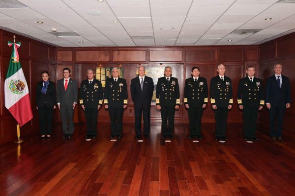 *La Cruz Roja Mexicana entrega reconocimiento a la Secretaría de Marina por apoyar a la población, salvaguardar la vida humana y fortalecer sus capacidades de respuesta a nivel nacional*