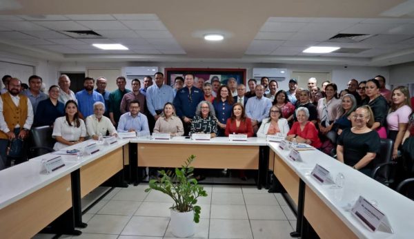 *Un gobierno cercano con la educación para restablecer la confianza y recuperar la paz en Sinaloa: Graciela Domínguez*