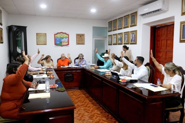 Aprueba Cabildo de Escuinapa convenio para garantizar vía de acceso a la UTESC y transparentar contrato de servicios médicos