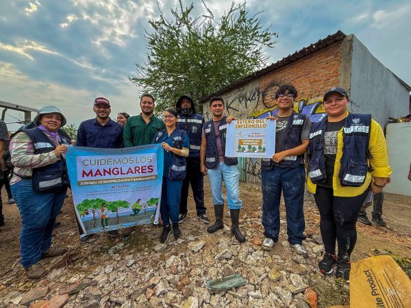 *SEBIDES refuerza la limpieza y conservación de manglares con jornada en el Estero Infiernillo*